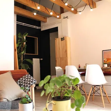 #lamaisonverte-calme En Zone Piétonne De Appartamento